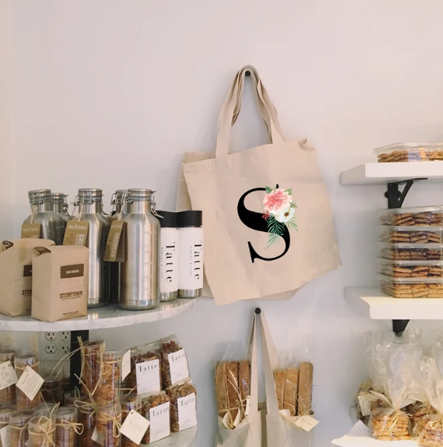 Saco de compras grande com inicial personalizado, saco grande para compras, saco universitário, saco de compras de algodão personalizado, saco grande para livros, saco personalizado com inicial e flores